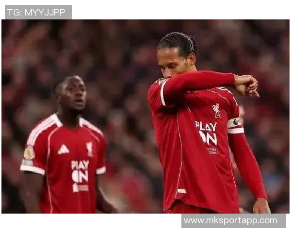 名宿警告利物浦放走罗伯逊或成大错他的领导力对球队至关重要 名宿警告利物浦放走罗伯逊或成大错他的领导力对球队至关重要