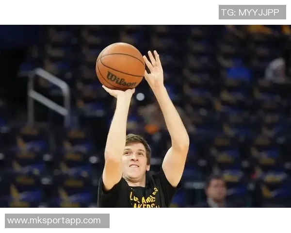 本赛季球队进攻变化显著里弗斯指出更多球员积极冲击篮下