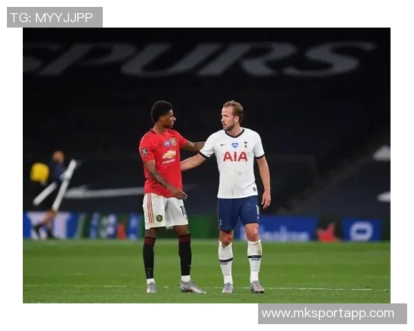 奎因豪取三双表现惊艳哈珀关键时刻助球队逆转胜利