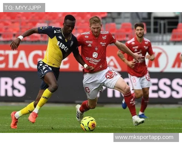 斯特拉斯堡前锋帕尼切利横空出世15项数据领跑法甲前锋榜单