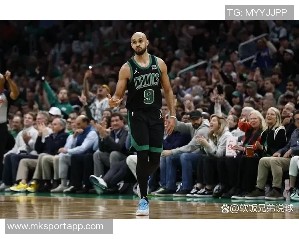 怀特场均15投得14分命中率仅33和26这就是你们追捧的顶级3D表现吗