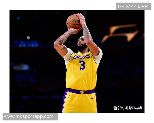 浓眉强势回归全场最高24分14板下半场独得20分助球队反弹