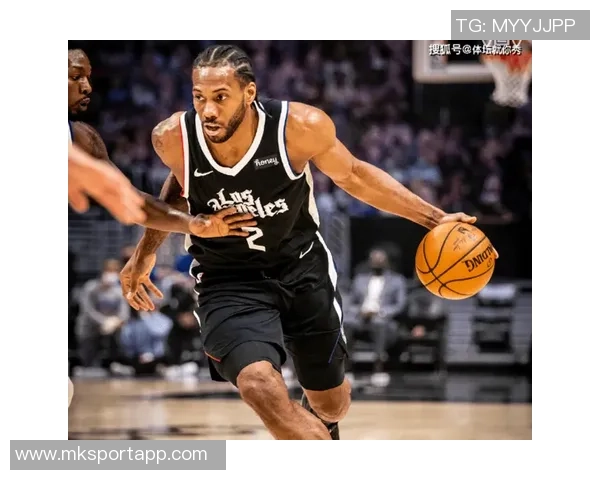 阿特金森称赞莫布里接球位置改善能在包夹中迅速做出分球反应