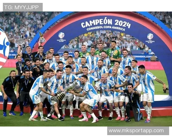 恩佐与罗梅罗重聚国家队兄弟情深共享马黛茶时光