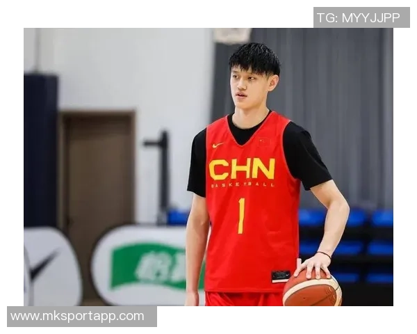 小波特盛赞曾凡博具备NBA潜力运动能力与投篮技术兼备