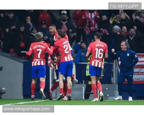 德布尔戈斯执法赫罗纳对皇马后紧接着执法巴萨对马竞引发热议 德布尔戈斯执法赫罗纳对皇马后紧接着执法巴萨对马竞引发热议