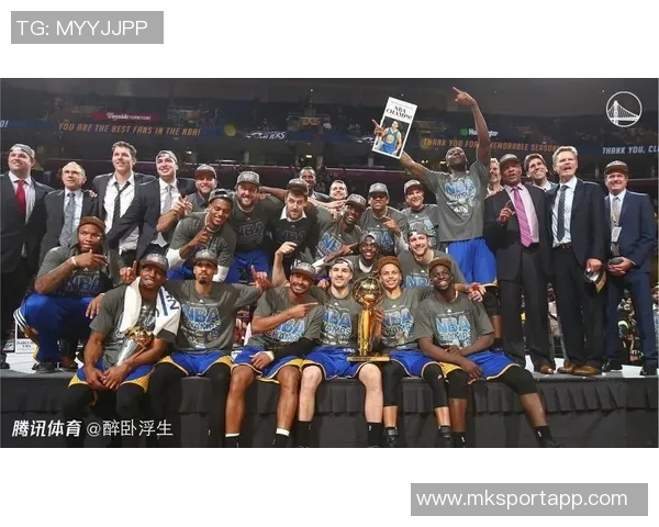 路威赞库里格局宽广回忆当年被哈里森影响仍能与耐克合作